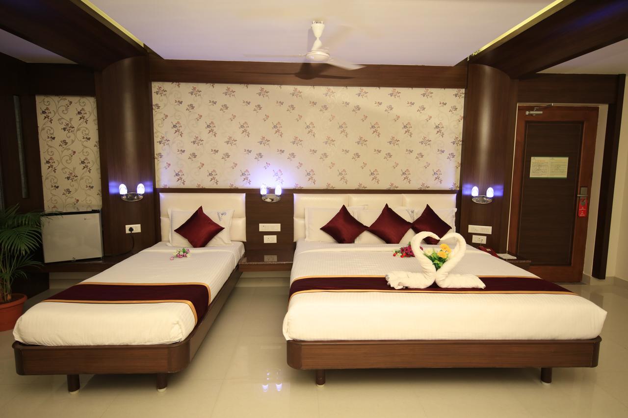 Kr Residency Hotel Kānādukāttān Cameră foto